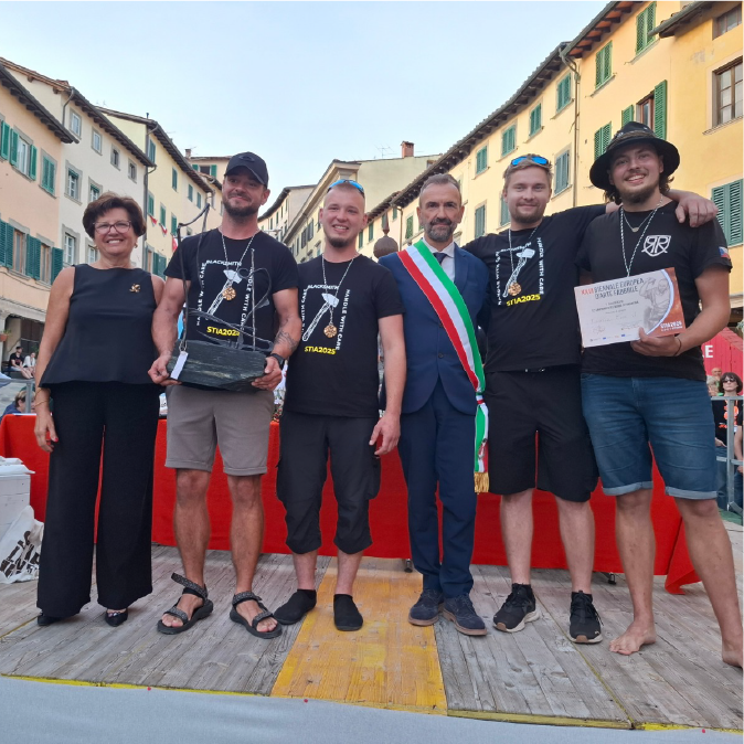 1° CLASSIFICATO  CAT. GRUPPI